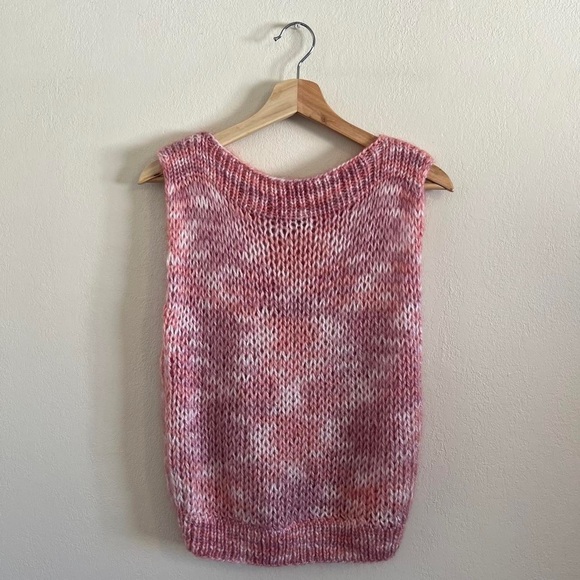 Vintage Knit Sleeveless Top - Picture 2 of 5